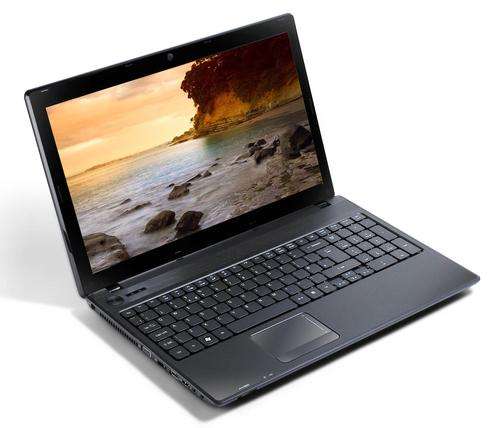 ACER TRAVELMATE 5760G CORE i7-2640M 2.8GHZ, 8GB MEMORY, 500GB HDD, WEBCAM, 1GB GRAPHICS WINDOWS 7
