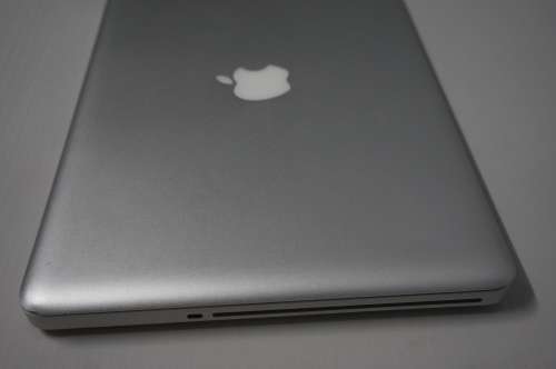 **MACBOOK PRO 13" CORE i7 2.7GHZ CPU, 8GB MEMORY, 500GB, MAC OS X SIERRA