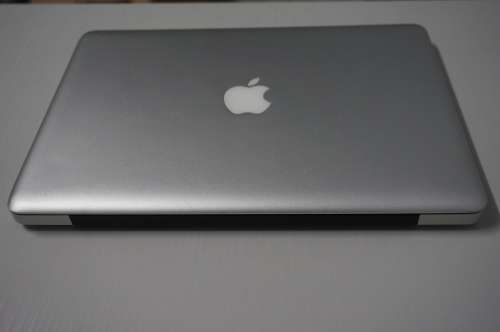 **MACBOOK PRO 13" CORE i7 2.7GHZ CPU, 8GB MEMORY, 500GB, MAC OS X SIERRA