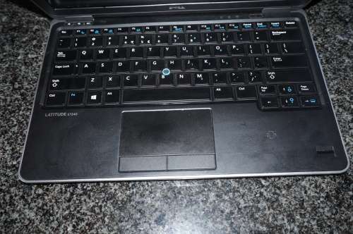 DELL LATITUDE E7240 12.5" INTEL CORE i7-4600U, 2.10GHZ,8GB RAM 128GB SSD, WEBCAM, 4G, WIN 10 PRO