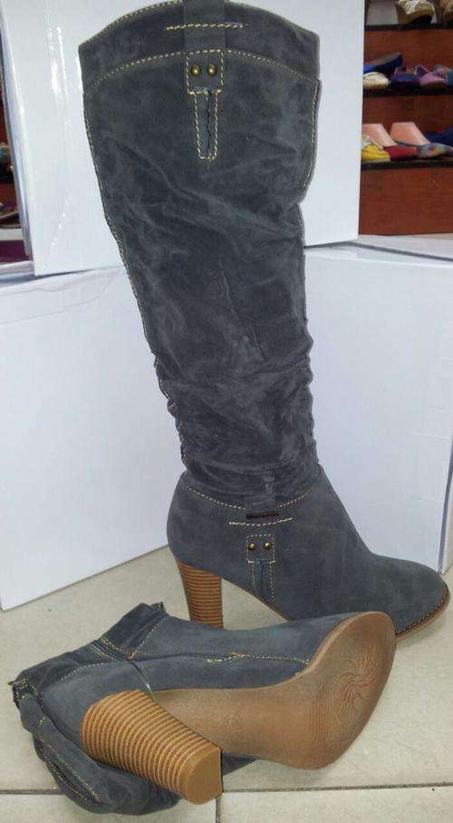 ***OPENING AT 1100HRS***  5 DIFFERENT BOOTS ON OFFER** CLEARANCE SALE***