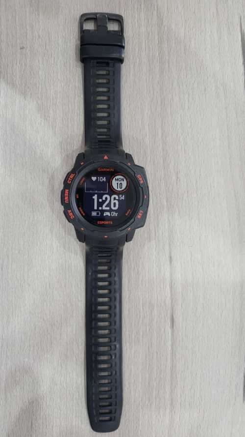 Garmin Instinct Esports