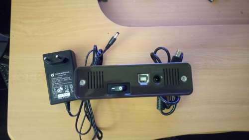 Toshiba 1 TERABYTES external hard drive