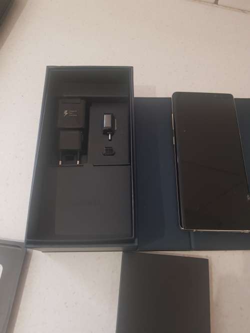 Samsung Note 8 64GB Gold ( Please read the add )