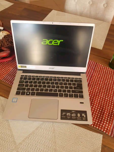 ACER SWIFT 3 **CORE I7 8th Gen**4GB DDR4 RAM**1TB HHD** LIKE NEW ***