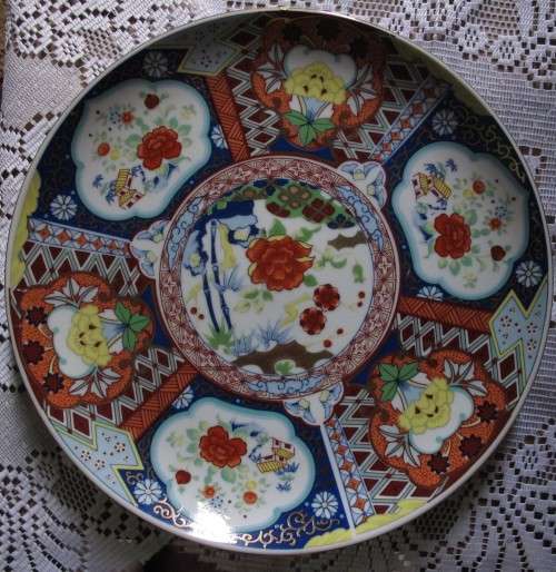 SHORT PERIOD SPECIAL - R70 BOX SPECIAL - DECORATIVE PLATES