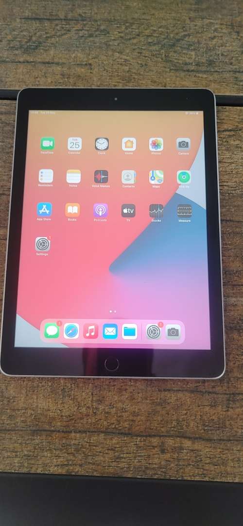 Apple Ipad 6th Generation 32GB Wifi Only