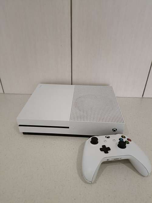 XBOX One S  | Free Shipping