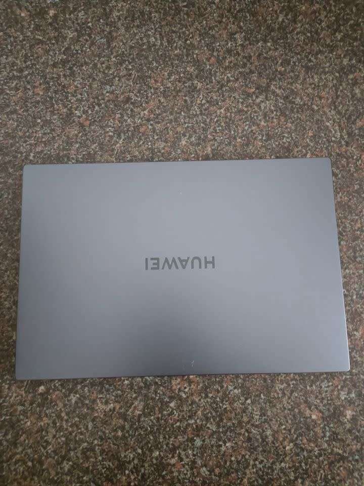 HUAWEI MateBook B3-440 | Core i5 | 12th Gen | 8GB Ram | 512 GB SSD | 14`FHD