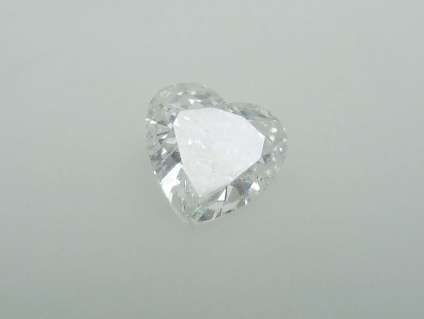 DAZZLING BEAUTY !! Untreated *IGL CERTIFIED* .46 ct SI1 J Heart Shaped Diamond {VALUE R9000}
