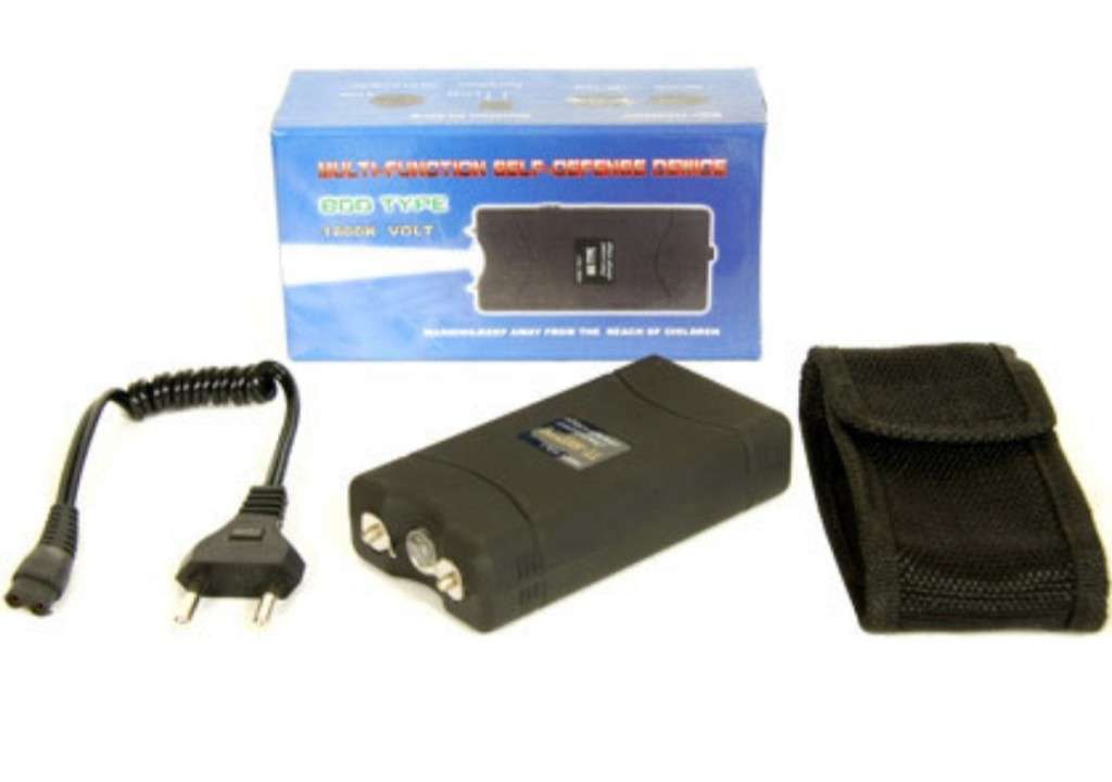 Rechargeable Stun Gun With LED Torch
