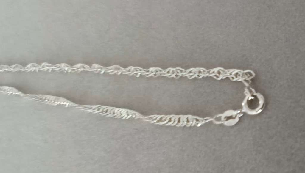 STERLING SILVER BRACELET. 2.9g. 25cm.