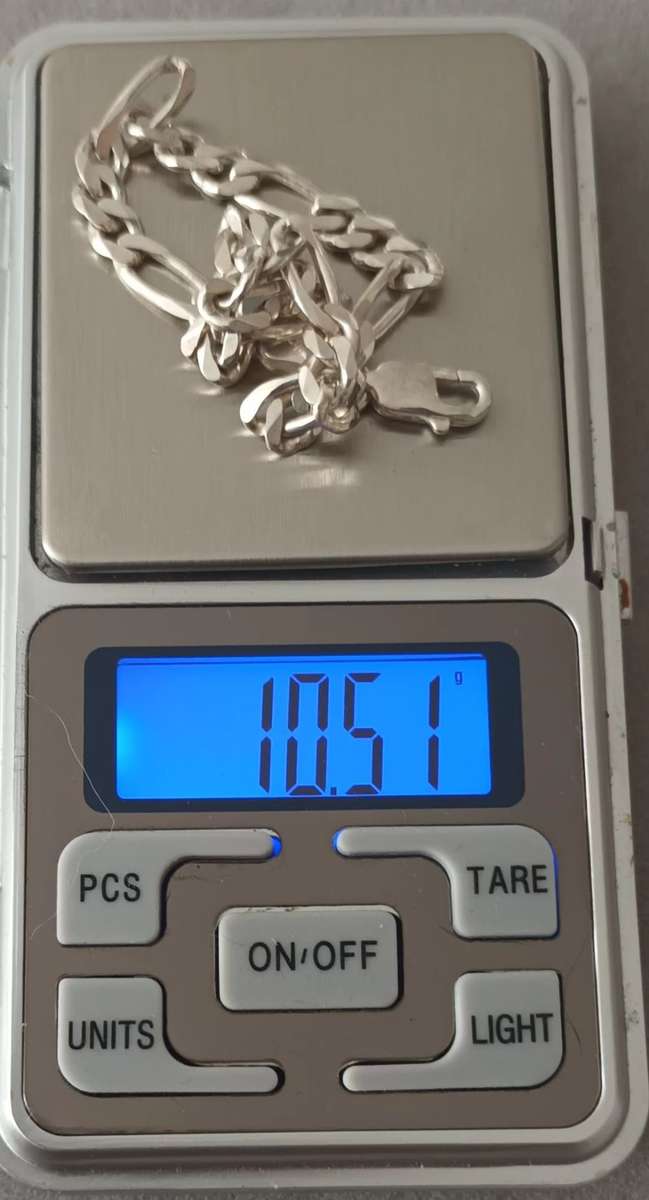 Sterling Silver Figaro Italy Bracelet. 10.51g. 21cm. 5mm.