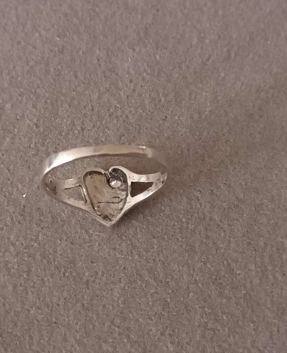 Sterling Silver Signet Ring. 1.6g. Size M.