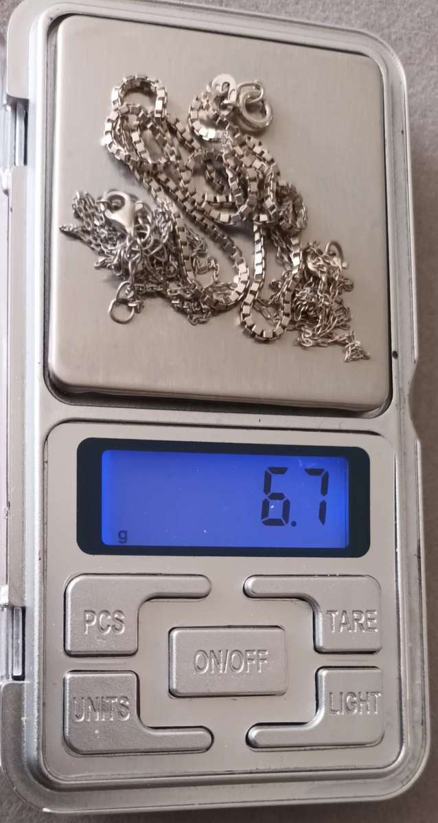 Sterling Silver Necklaces x3. 6.7g.