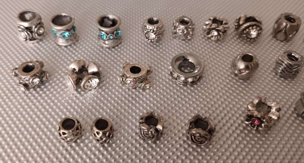 Pandora compatible Spacers. 1 Bid for the Lot.
