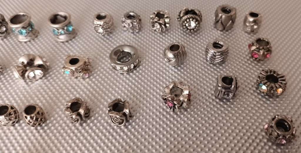 Pandora compatible Spacers. 1 Bid for the Lot.