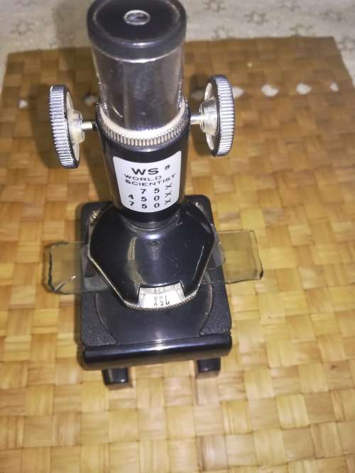 WS WORLD SCIENTIST MINI MICROSCOPE.