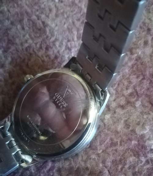 Guess Ladies Watch Stainless Steel Thin Mint.