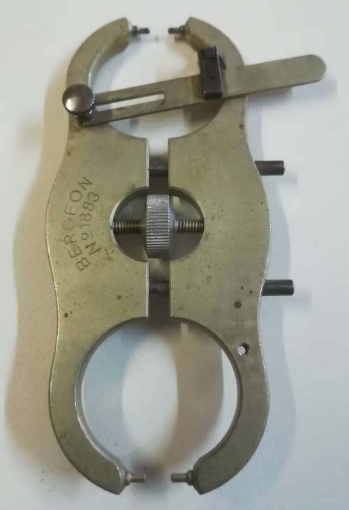 Vintage BERGEON No. 1883. Truing Caliper.