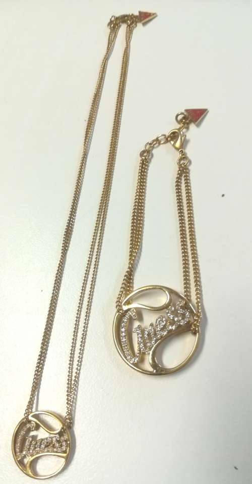 GUESS Necklace and Bracelet set