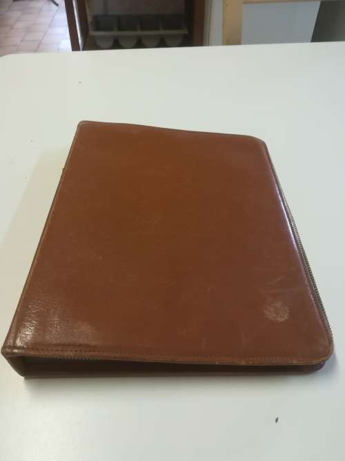 ***Rare***Vintage Genuine Leather Zipper Folder with hinges. Length 27.5cm. Width 21cm.