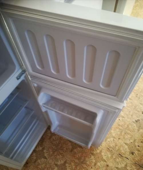 GOLDAIR 130liter doubledoor refrigerator. Like new. Length 102cm. Width 40cm. (NO DELIVERY)