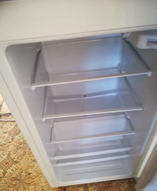 GOLDAIR 130liter doubledoor refrigerator. Like new. Length 102cm. Width 40cm. (NO DELIVERY)