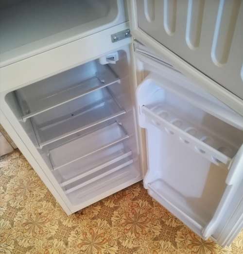 GOLDAIR 130liter doubledoor refrigerator. Like new. Length 102cm. Width 40cm. (NO DELIVERY)
