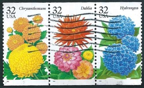 USA STRIP OF 3 FLOWER STAMPS  1995 GARDEN FLOWERS