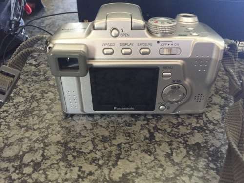 Panasonic Lumix DMC-FZ5