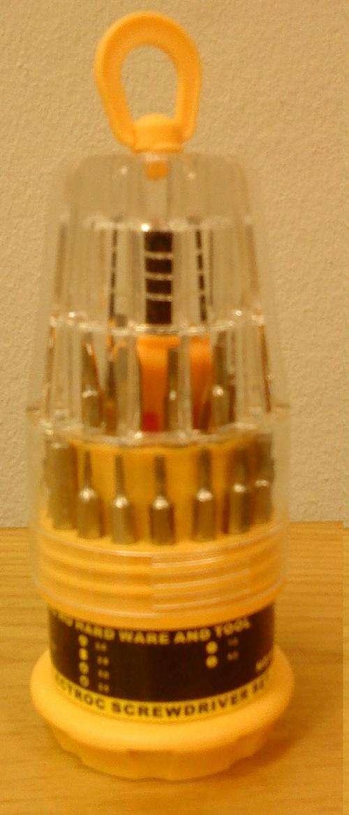 Crazy R1 no reserve - 32 in 1 Electroc Screwdriver Set