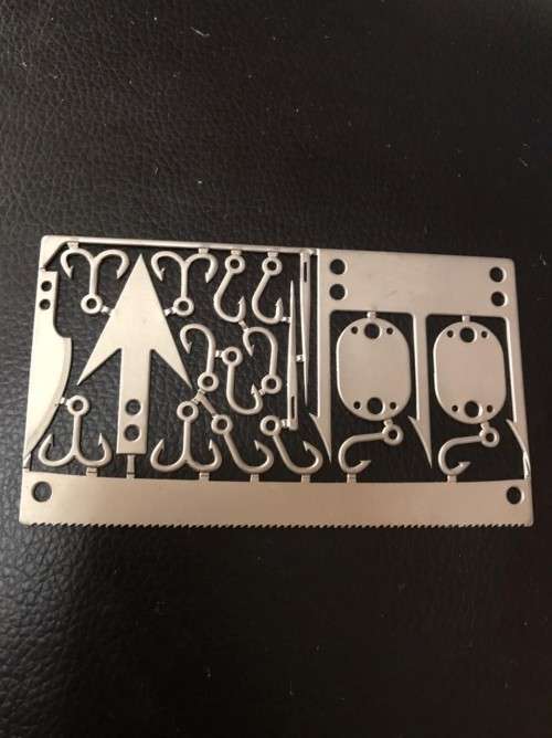 MULTIFUNCTIONAL SURVIVAL TOOL