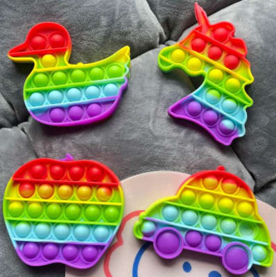 MEDIUM RAINBOW POP IT FIDGET TOY