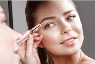 2 IN 1 EYEBROW TRIMMER AND SHAVER