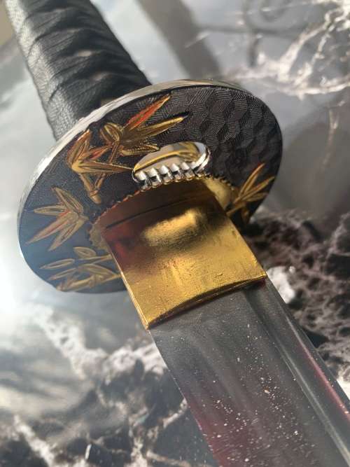 BLACK CANE LEAF SAMURAI KATANA -- FULL TANG --- BLOOD GROOVE --- SHARPENED