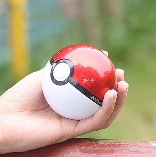 POKEBALL POWERBANK