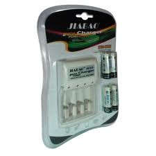 Digital Power Charger AA, AAA ,9V + 4 AA RECHARGEABLE BATTERIES