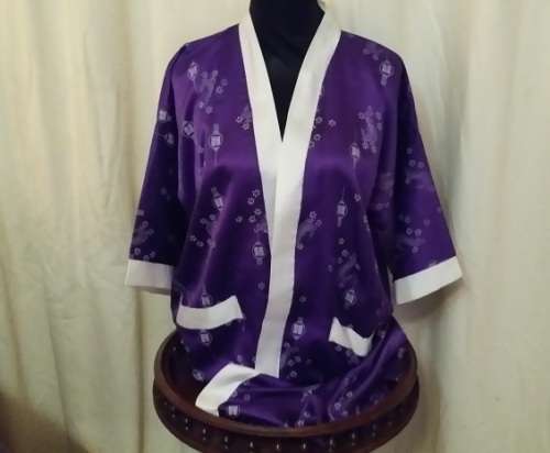 A ORIENTAL PURPLE BATH ROBE