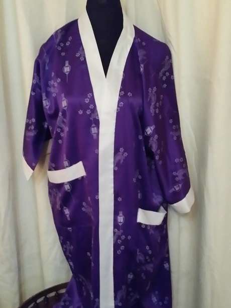 A ORIENTAL PURPLE BATH ROBE