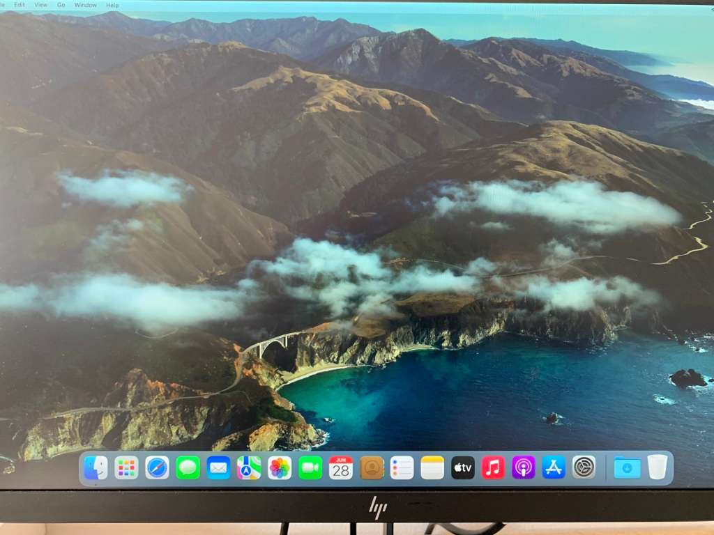 **CHRISTMAS IN JULY ** | Mac Mini | EXCELLENT Condition | SSD | Intel Core i5| 4GB RAM |Late 2014 |