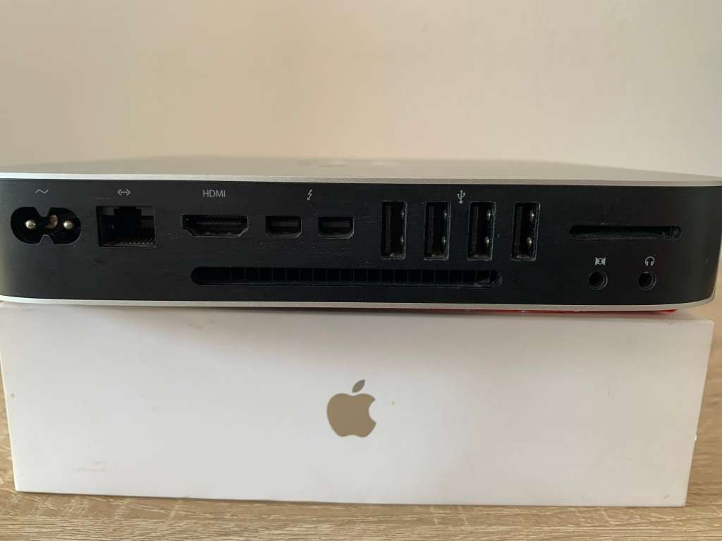 **CHRISTMAS IN JULY ** | Mac Mini | EXCELLENT Condition | SSD | Intel Core i5| 4GB RAM |Late 2014 |