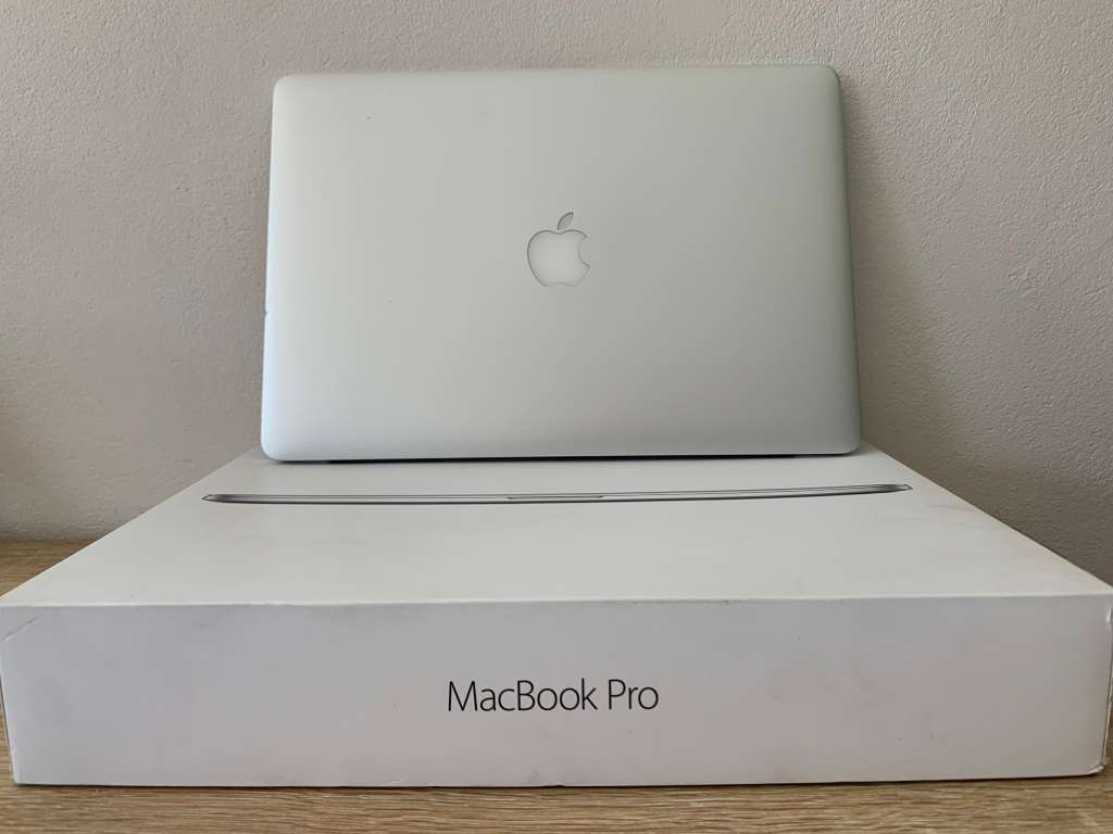 APPLE MACBOOK PRO 13" RETINA DISPLAY | 8GB RAM | i5 DUAL CORE | IN BOX | CRISP