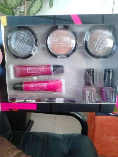 Active Cosmetics Get Set Glamour