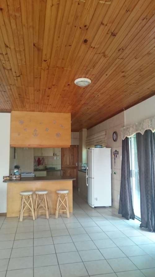 Holiday accommodation close to the beach