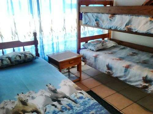 Strandhuis te huur by stil strand teen die see