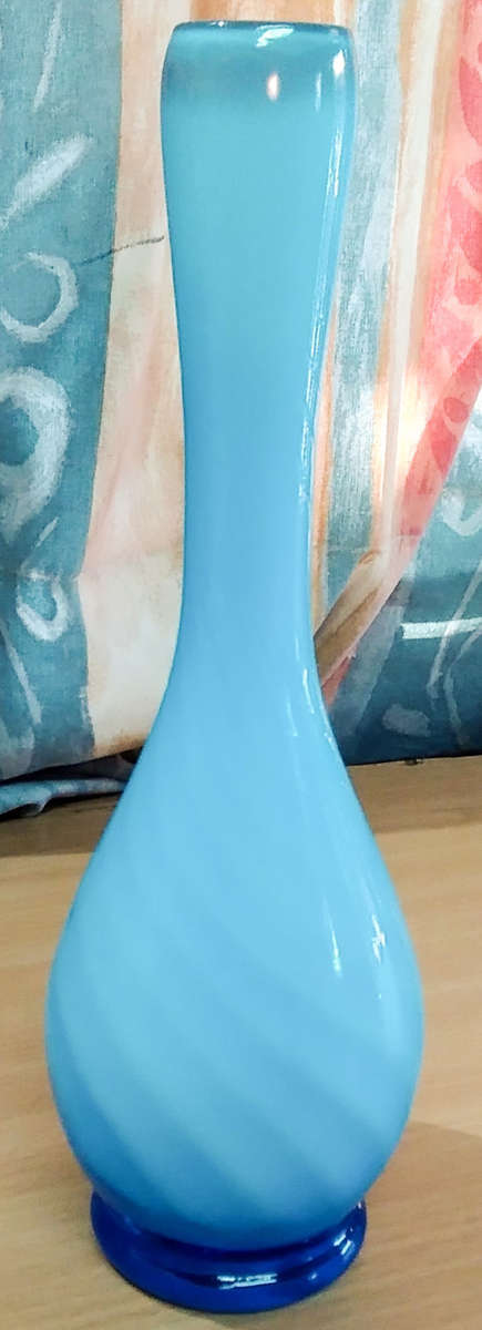 Opaline venetian style vase