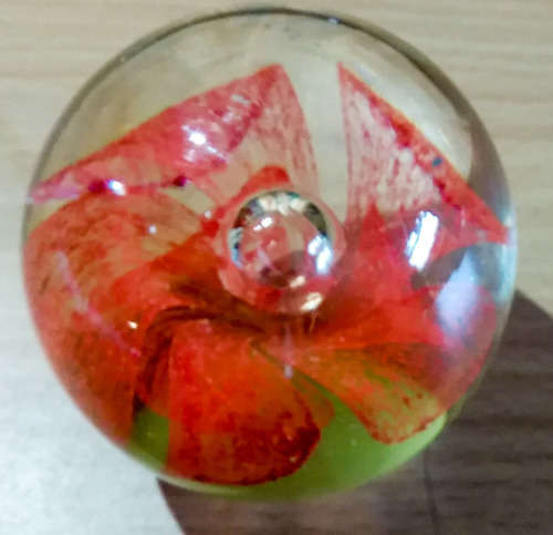 Glass paperweight