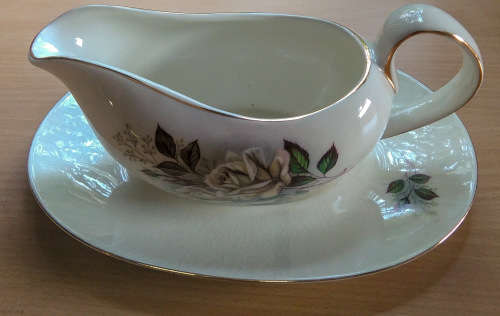 Continental Kirstenbosch gravy boat