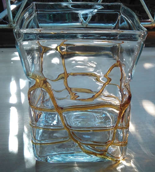 Art glass vase